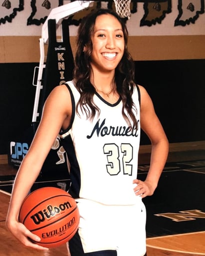ibcaPOWg.Rosswurm, Vanessa - Norwell-1